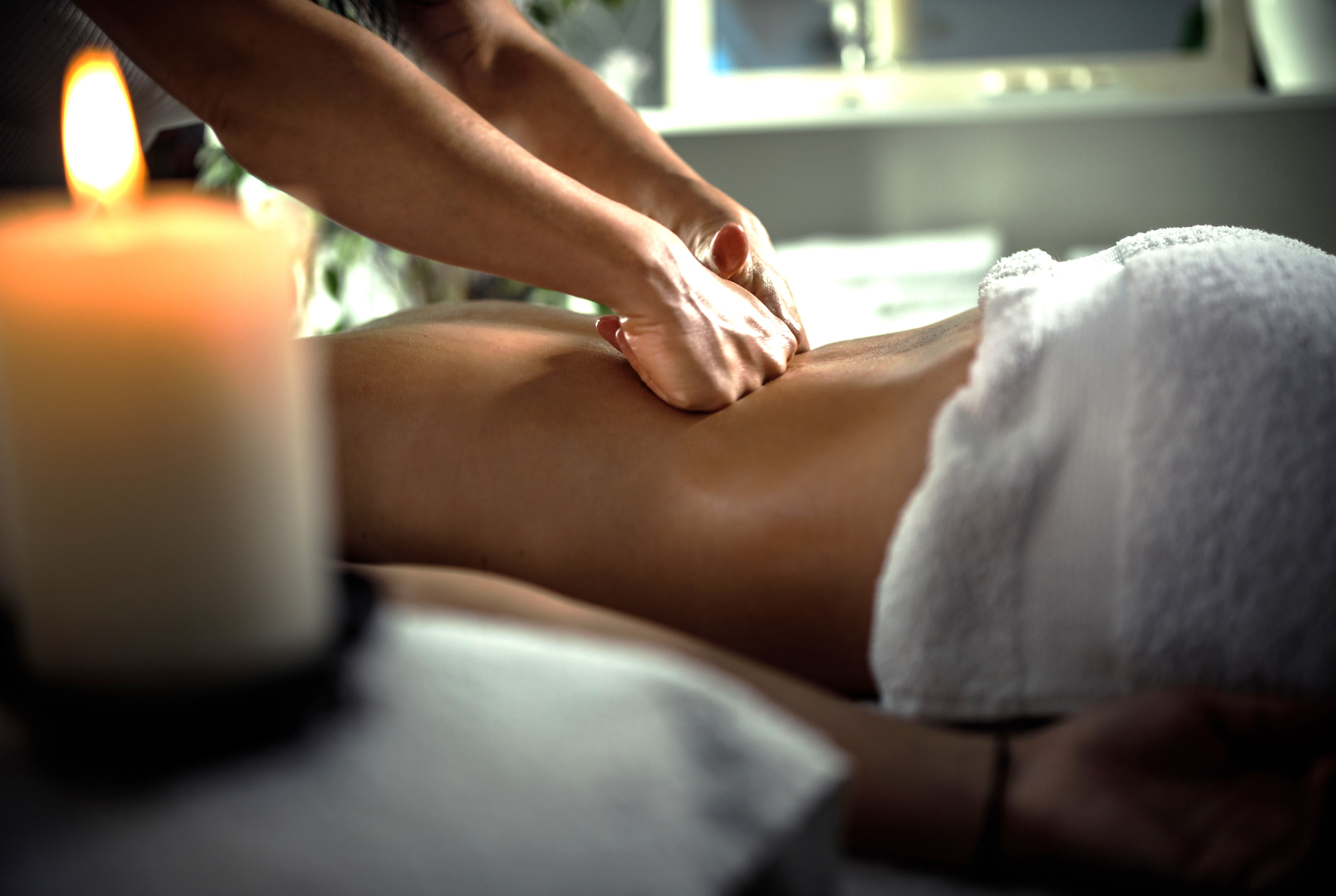 Massage intuitif aux huiles essentielles 60' - pour femmes